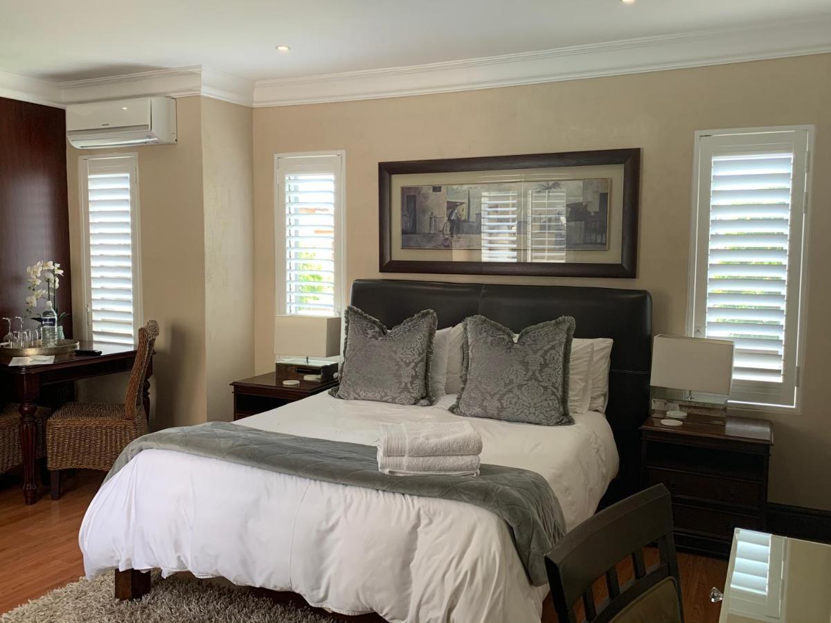 Swanepoel Guesthouse Jeffreys Bay Exterior photo